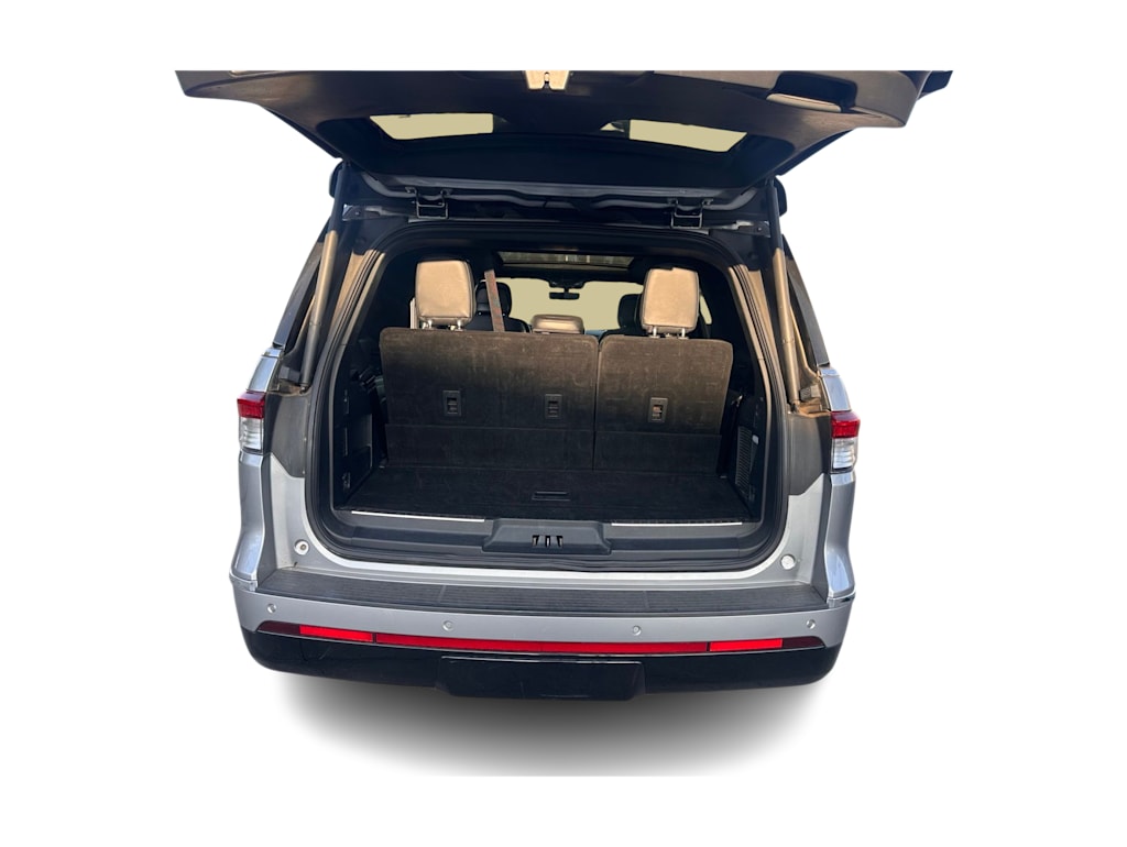 Thumbnail: 2024 Lincoln Navigator - 13