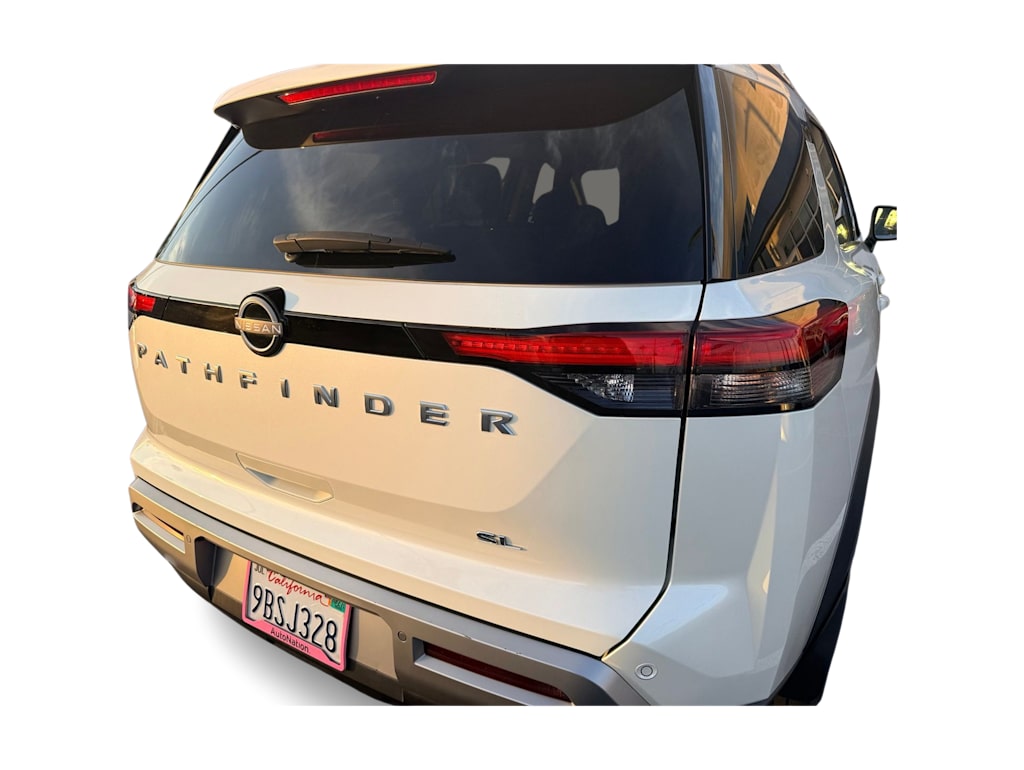 Thumbnail: 2022 Nissan Pathfinder - 22
