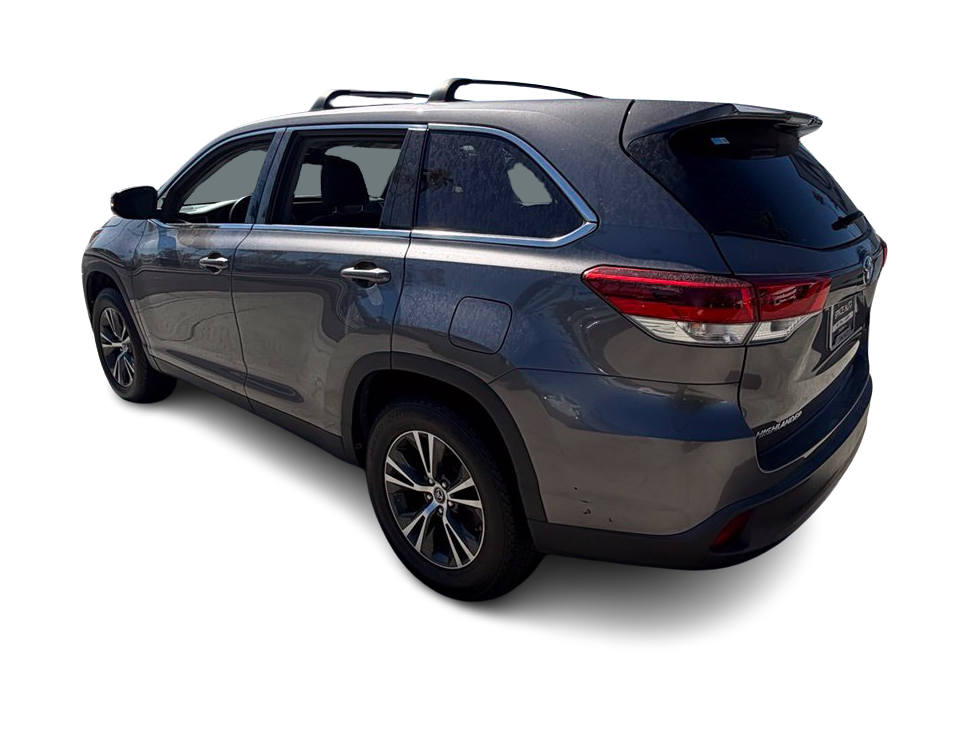 Thumbnail: 2019 Toyota Highlander - 4