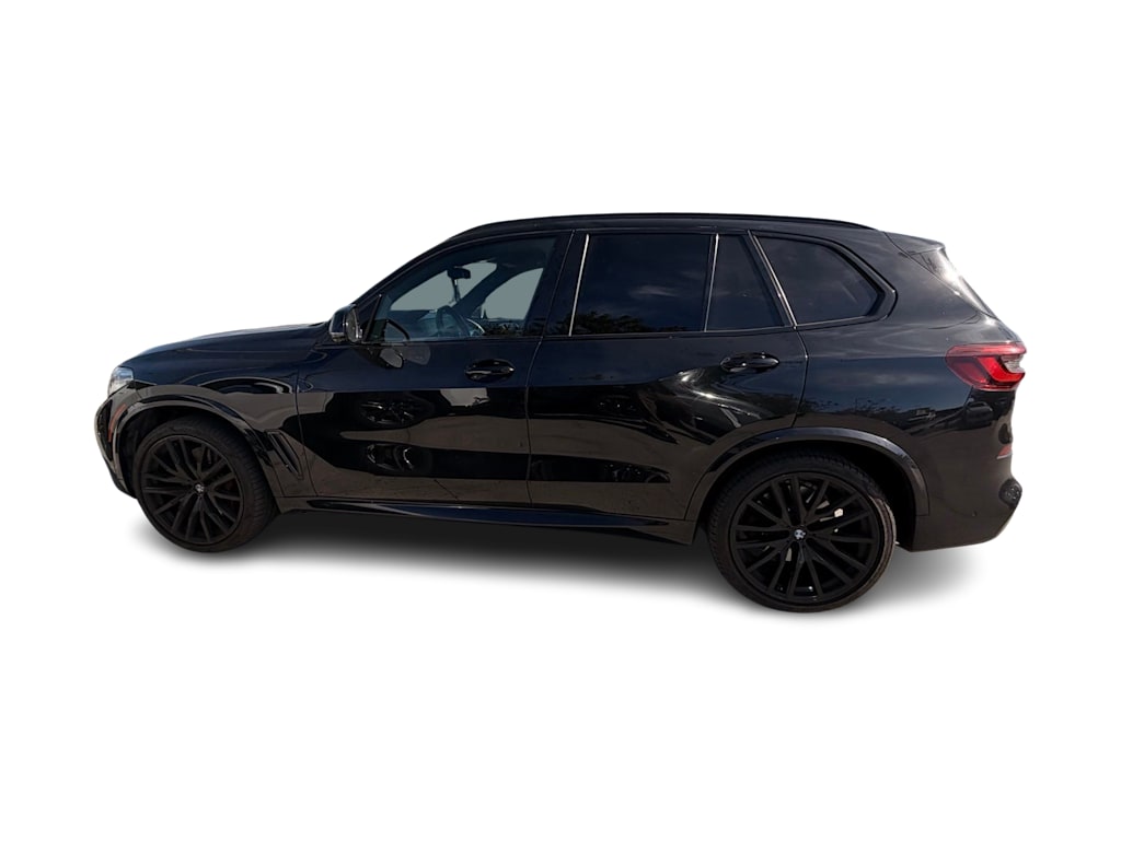 Thumbnail: 2021 BMW X5 - 3