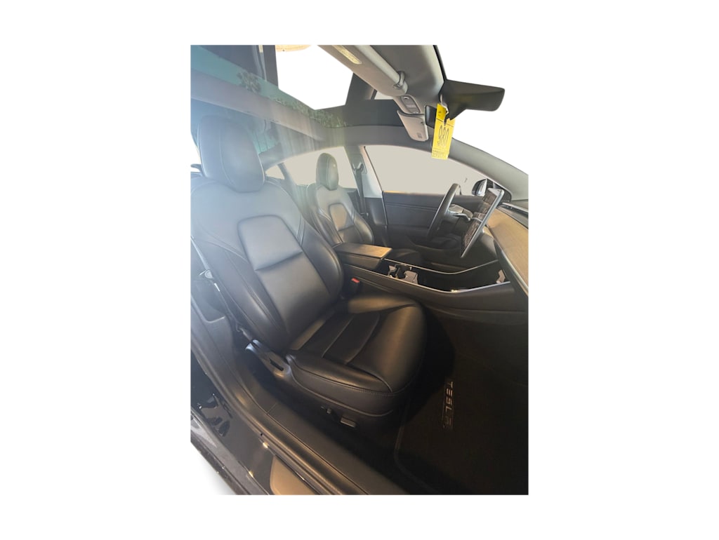 Thumbnail: 2019 Tesla Model 3 - 16