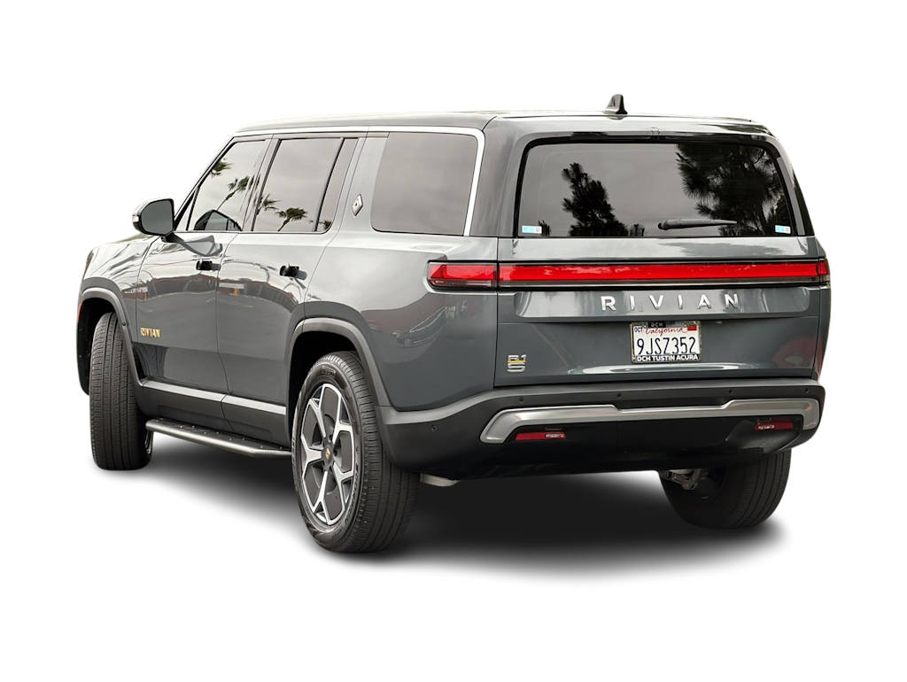 Thumbnail: 2023 Rivian R1S - 4