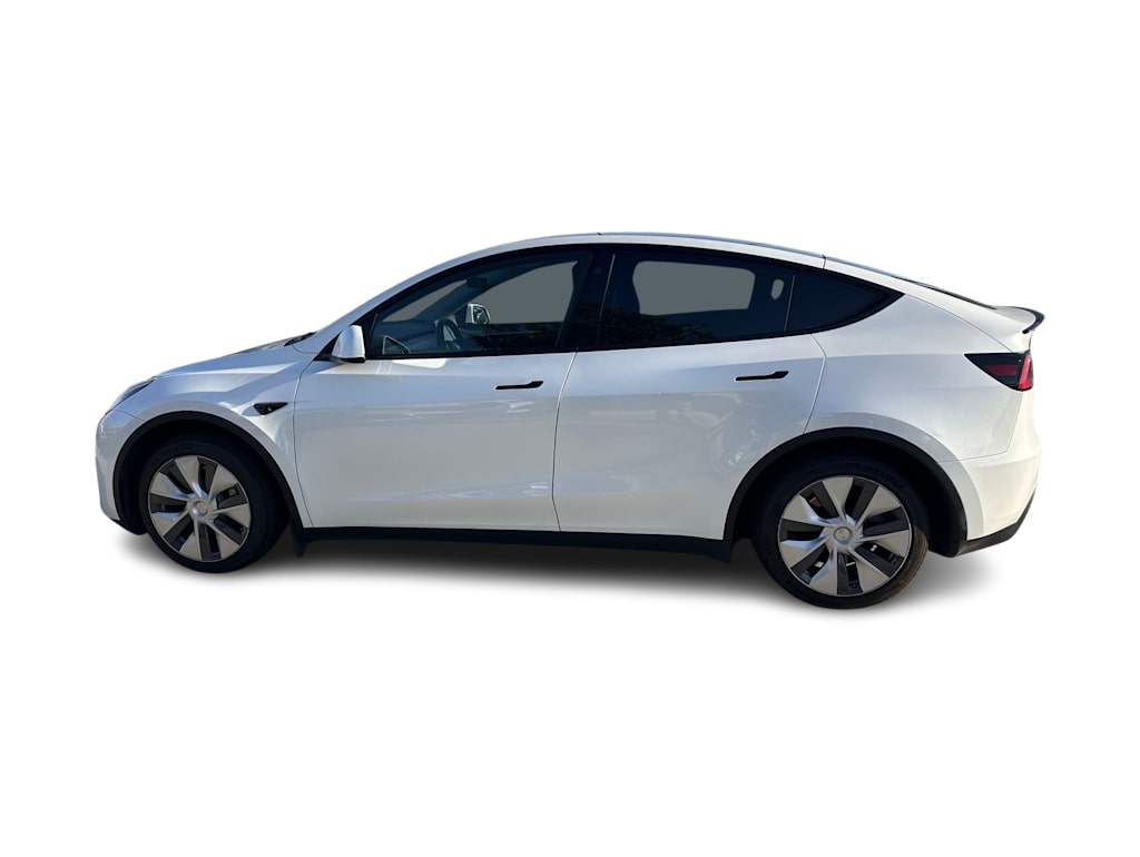 Used 2023 Tesla Model Y Long Range with VIN 7SAYGDEE3PA064765 for sale in Waukesha, WI