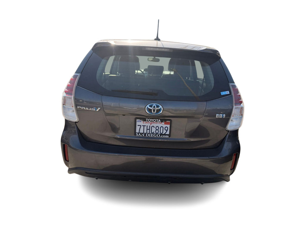 Thumbnail: 2016 Toyota Prius v - 5