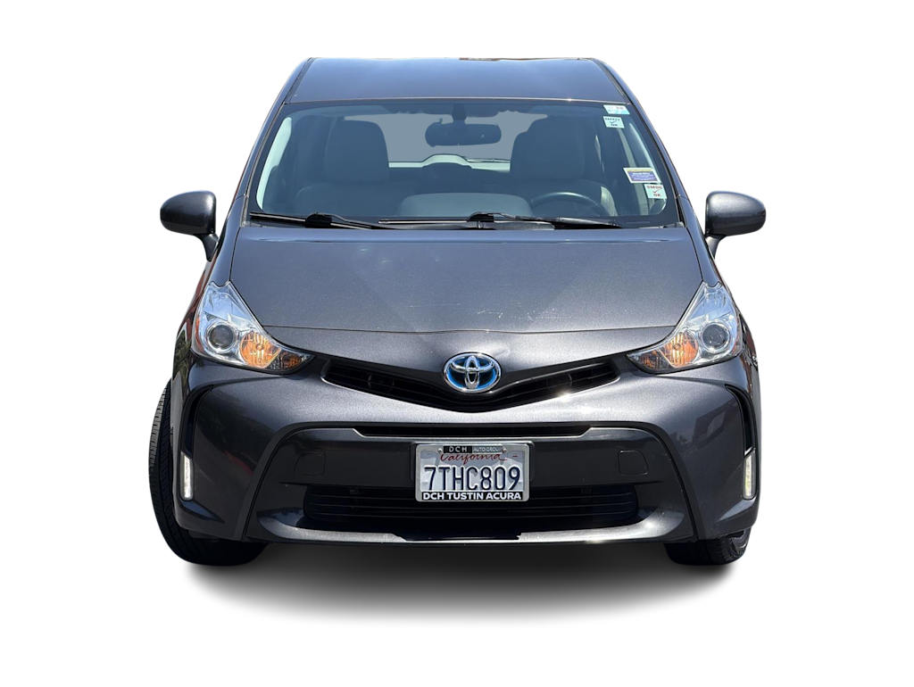 Thumbnail: 2016 Toyota Prius v - 6