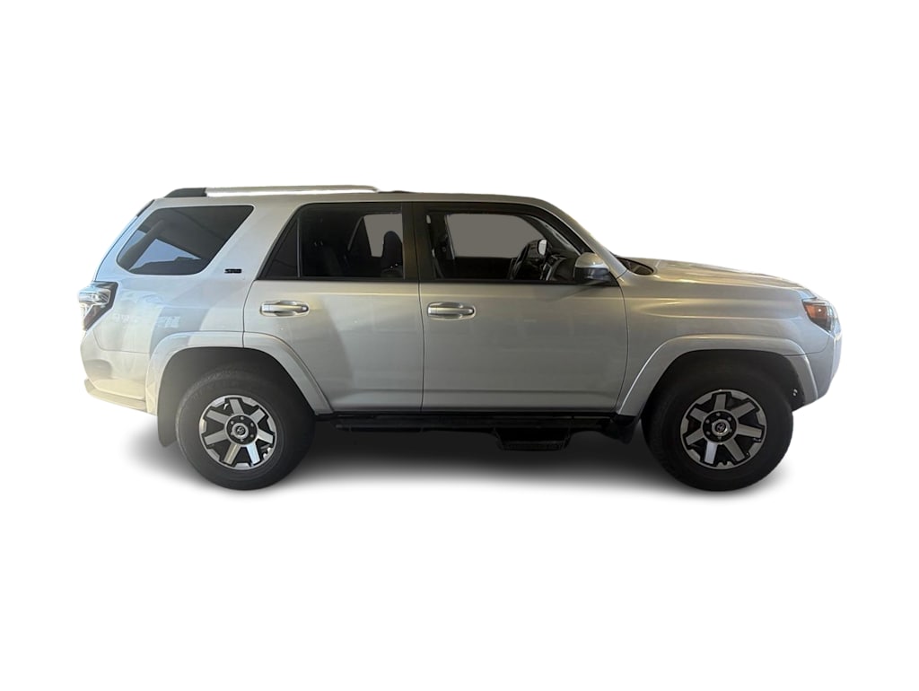 Thumbnail: 2022 Toyota 4Runner - 14