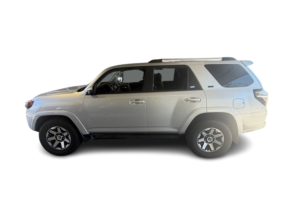 Thumbnail: 2022 Toyota 4Runner - 3