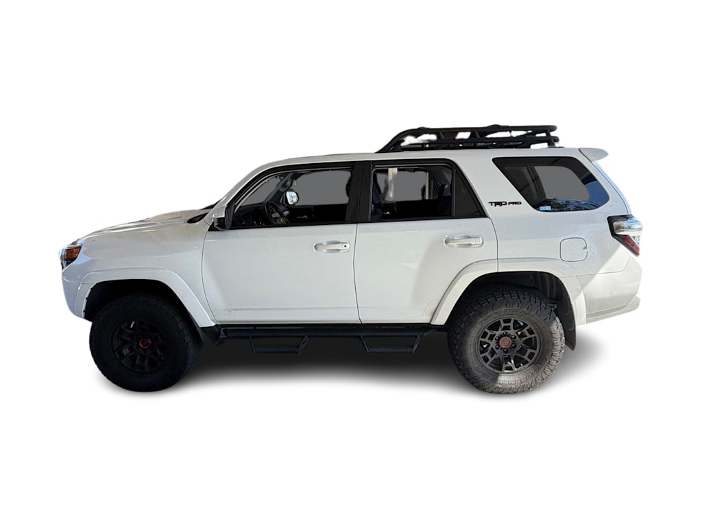 Thumbnail: 2022 Toyota 4Runner - 16