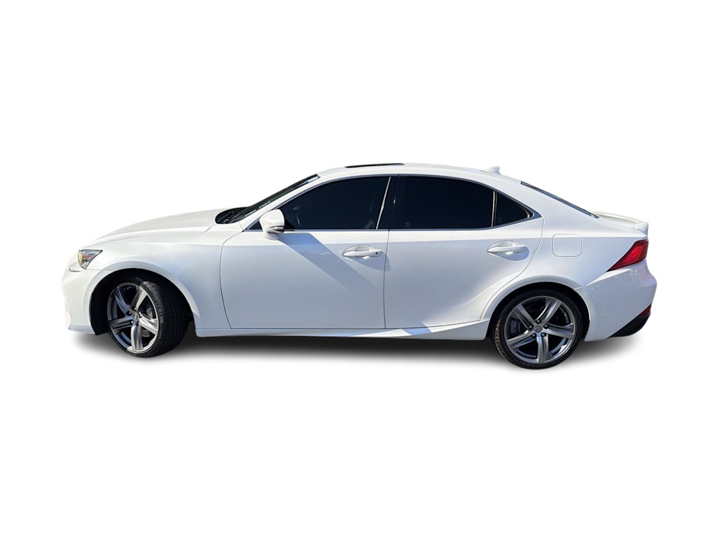 Thumbnail: 2017 Lexus IS - 3