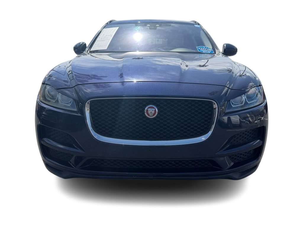 Thumbnail: 2017 Jaguar F-Pace - 6