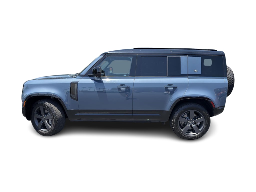 Thumbnail: 2024 Land Rover Defender - 3