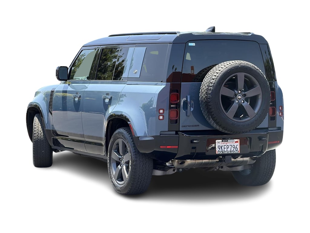 Thumbnail: 2024 Land Rover Defender - 4