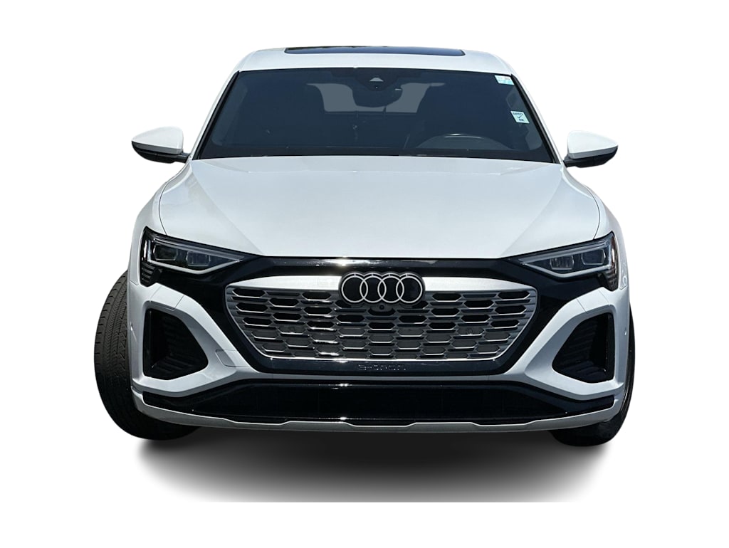 Thumbnail: 2024 Audi Q8 e-tron - 6