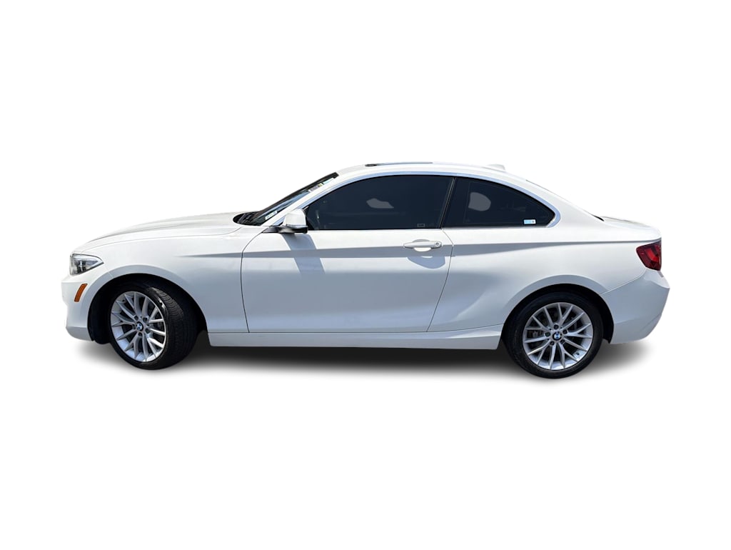 Thumbnail: 2016 BMW 2 Series - 3