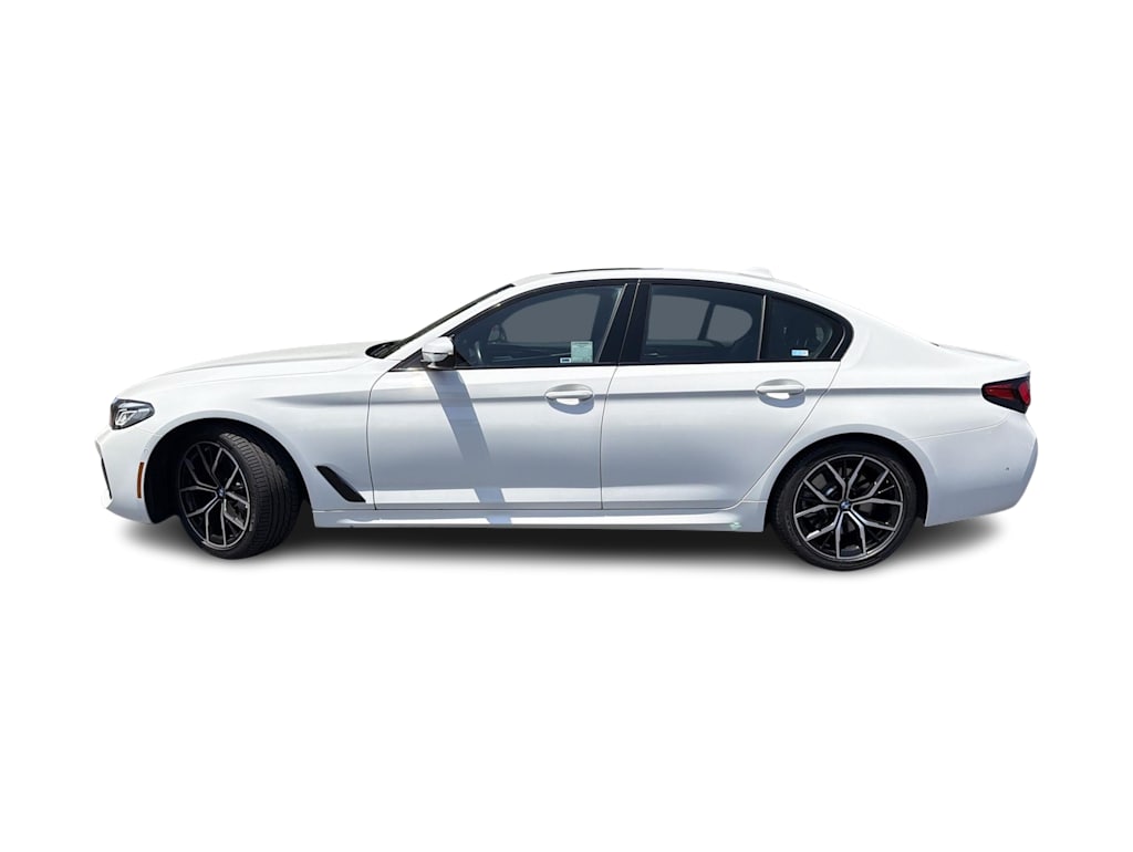 Thumbnail: 2023 BMW 5 Series - 3
