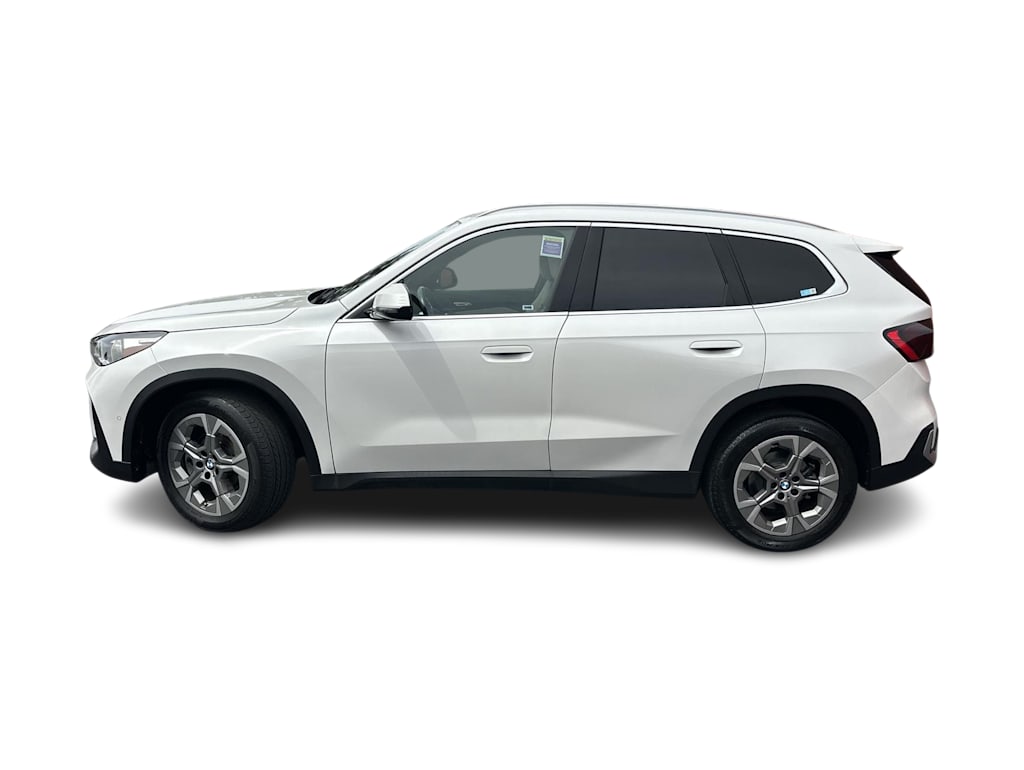 Thumbnail: 2023 BMW X1 - 3