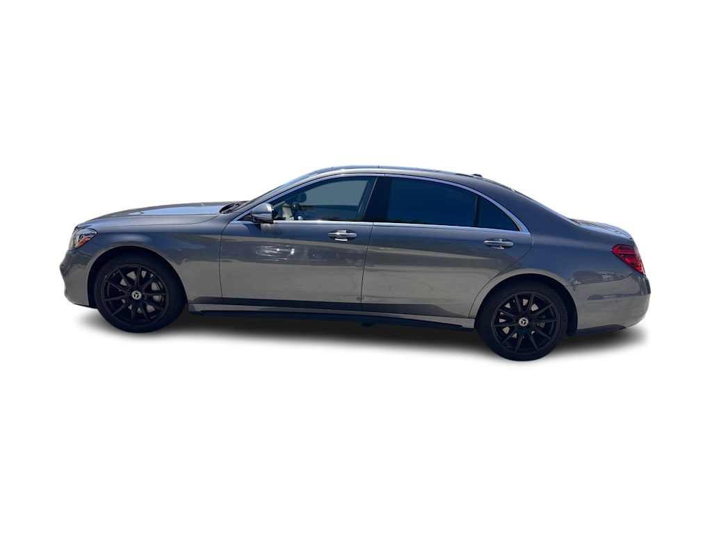 Thumbnail: 2019 Mercedes-Benz S-Class - 3