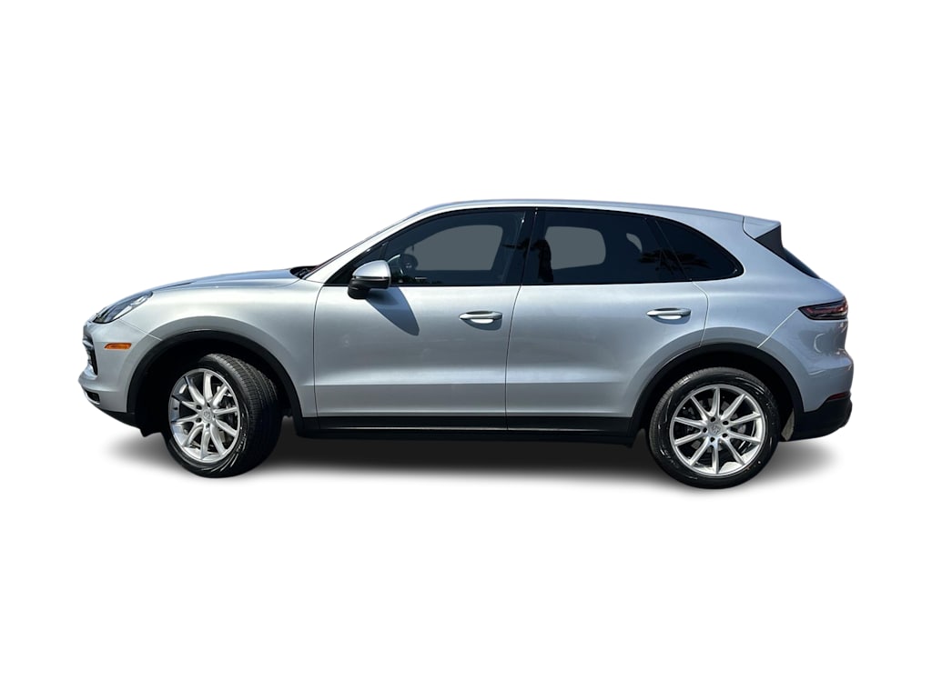 Thumbnail: 2020 Porsche Cayenne - 3