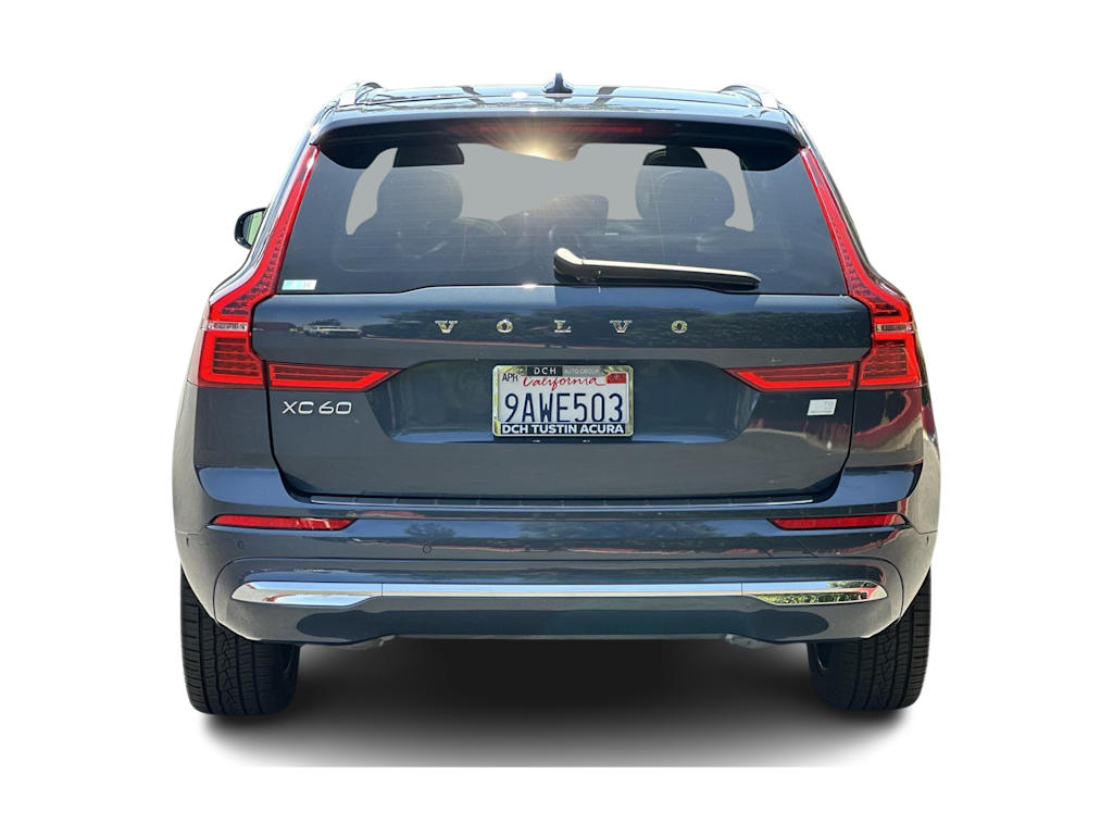 Thumbnail: 2022 Volvo XC60 - 5