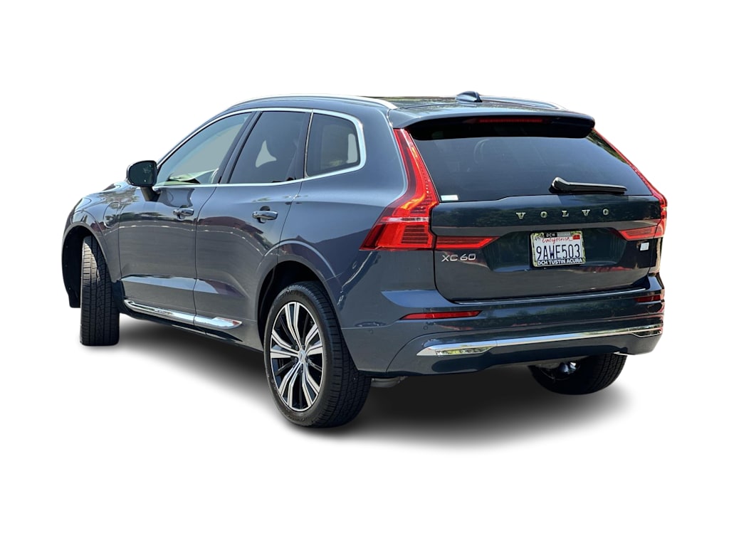 Thumbnail: 2022 Volvo XC60 - 4