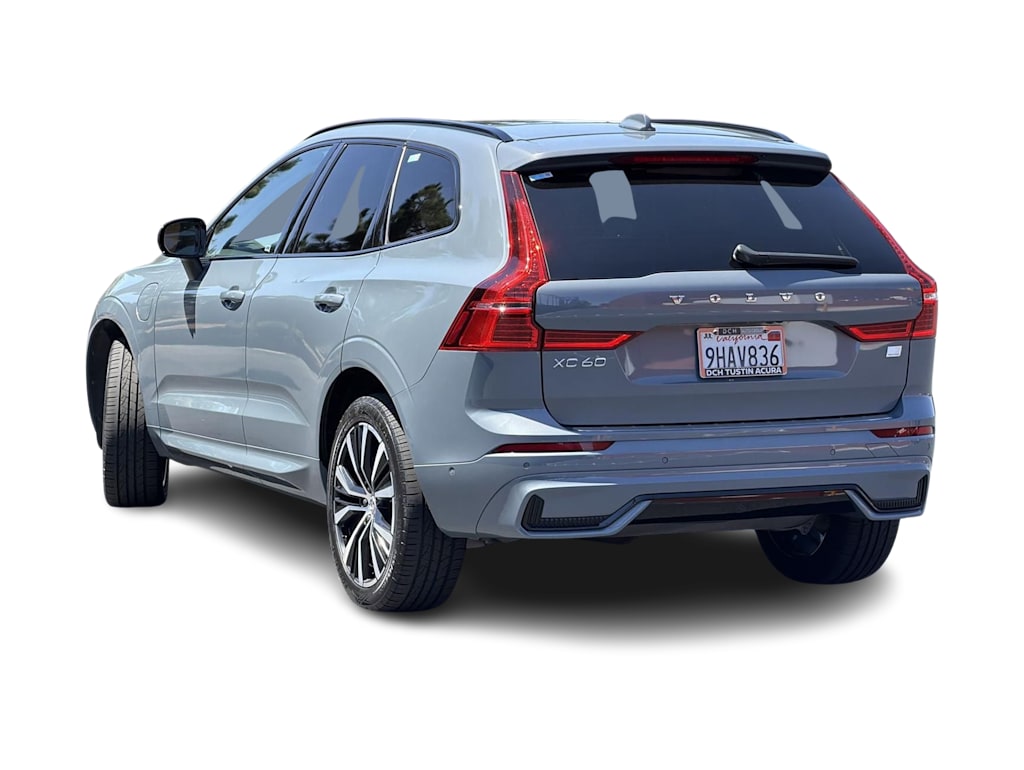 Thumbnail: 2023 Volvo XC60 - 4
