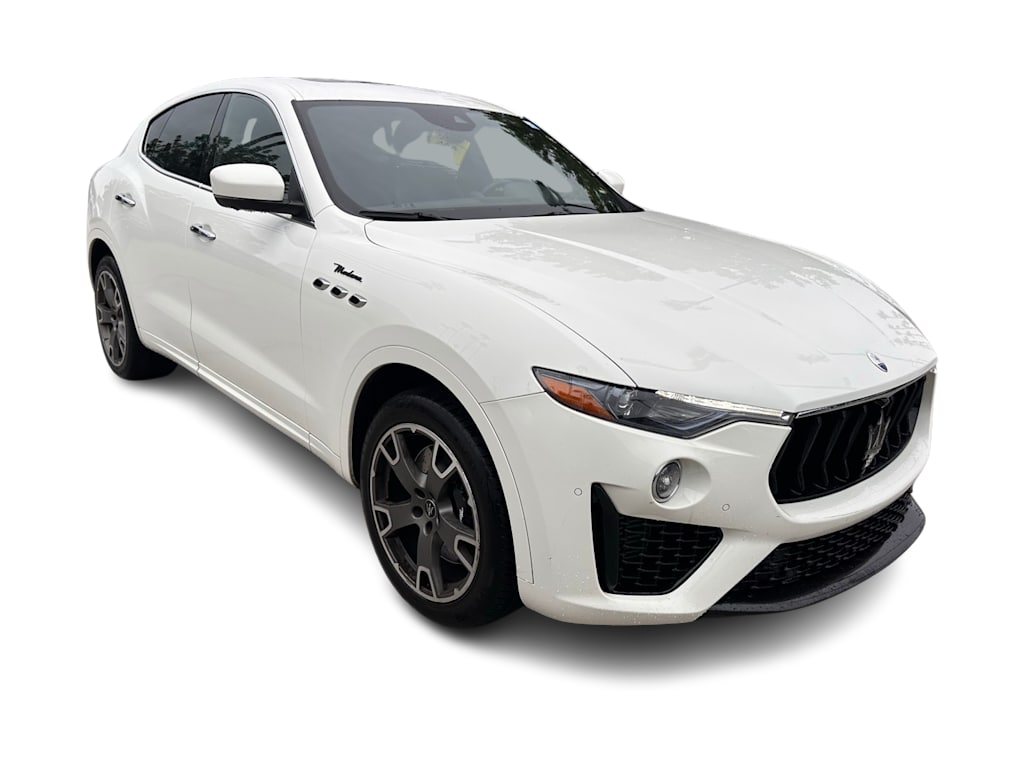 Thumbnail: 2023 Maserati Levante - 19