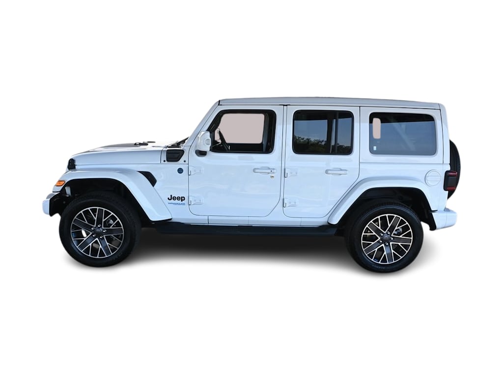 Thumbnail: 2022 Jeep Wrangler - 3