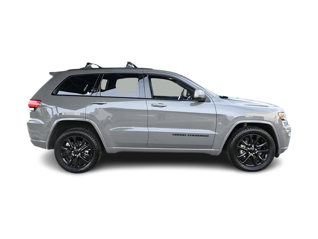 2020 Jeep Grand Cherokee Laredo 18