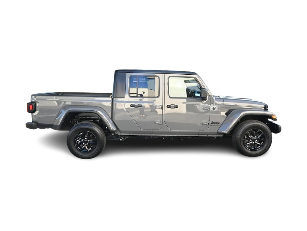 Thumbnail: 2022 Jeep Gladiator - 18