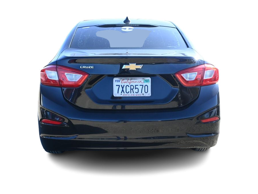 Thumbnail: 2017 Chevrolet Cruze - 3