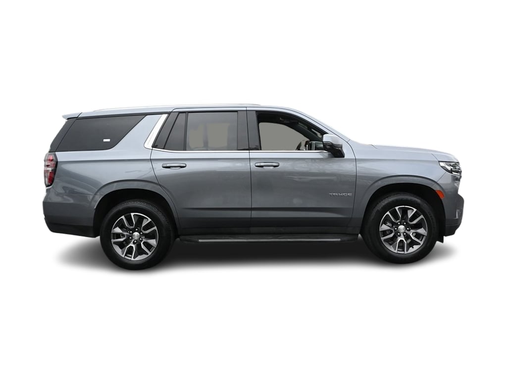 Thumbnail: 2022 Chevrolet Tahoe - 17