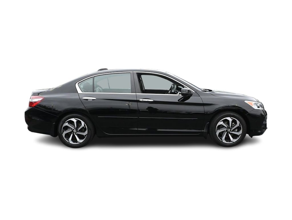 Thumbnail: 2017 Honda Accord - 18