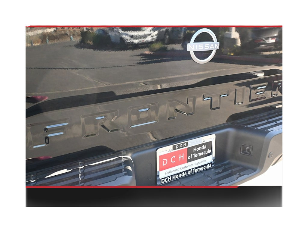 Thumbnail: 2025 Nissan Frontier - 18