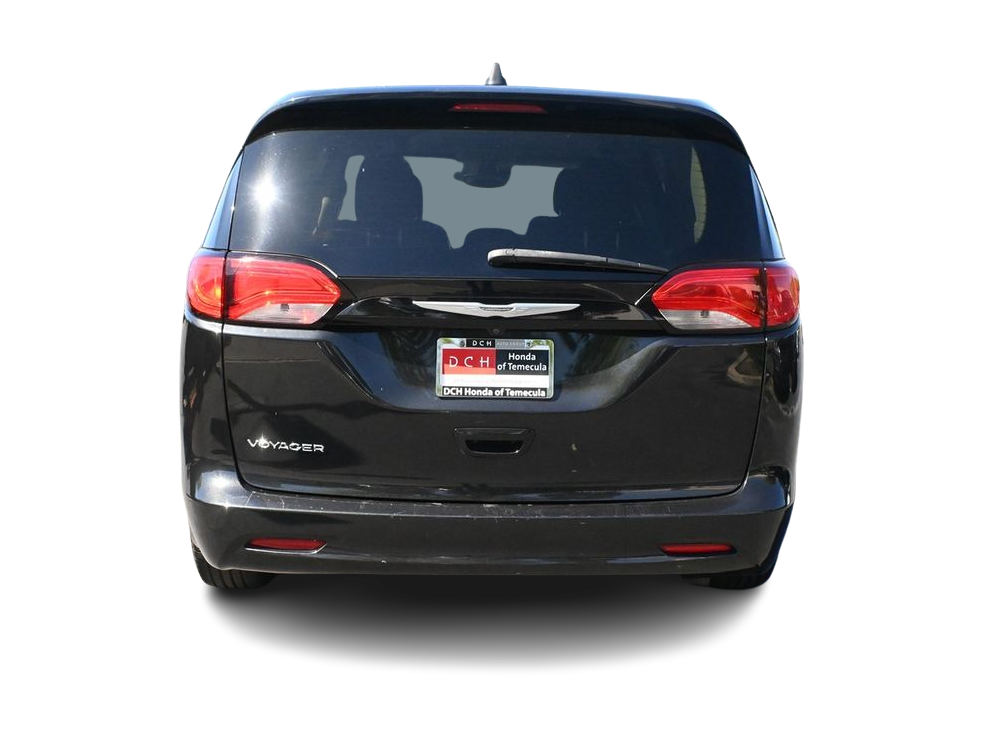 Thumbnail: 2023 Chrysler Voyager - 4