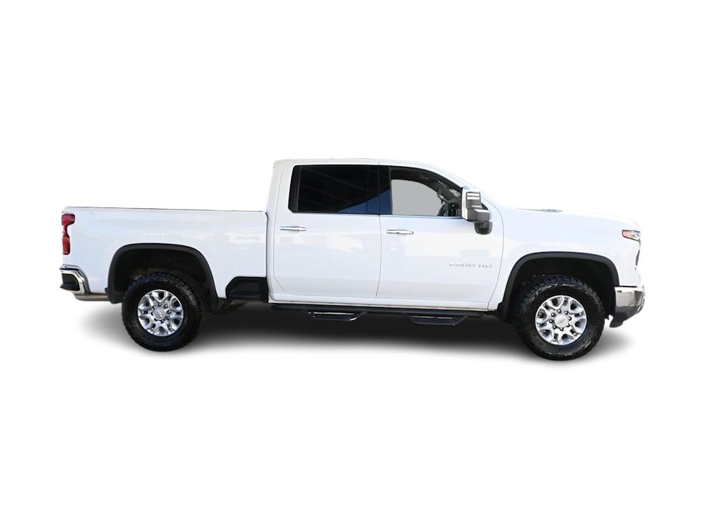 2024 Chevrolet Silverado 2500 LTZ 18