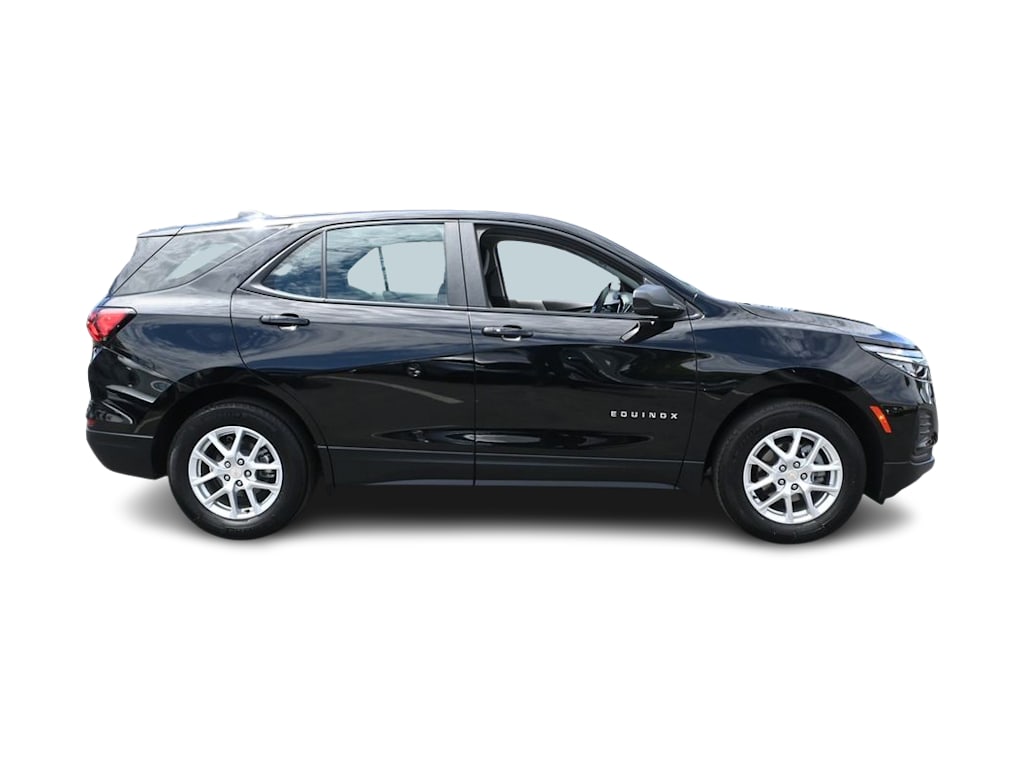 Thumbnail: 2023 Chevrolet Equinox - 18