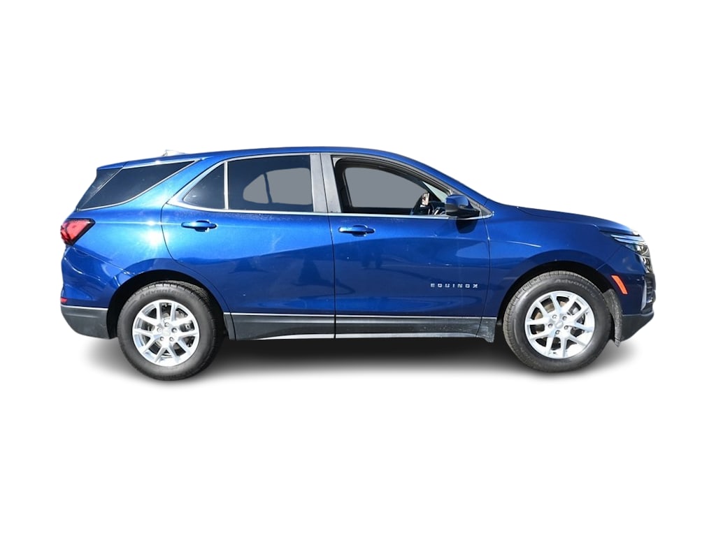 Thumbnail: 2022 Chevrolet Equinox - 18