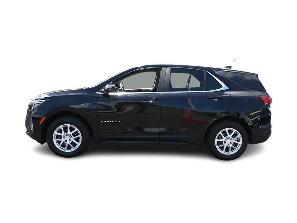 Thumbnail: 2023 Chevrolet Equinox - 3