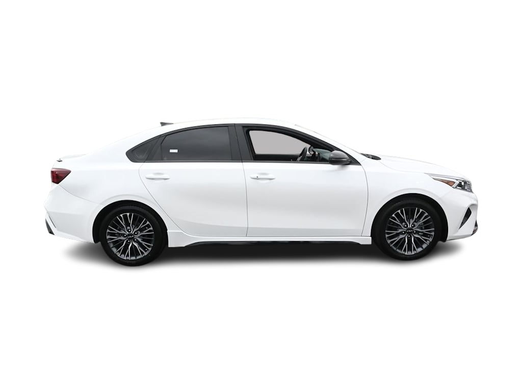 Thumbnail: 2024 Kia Forte - 18