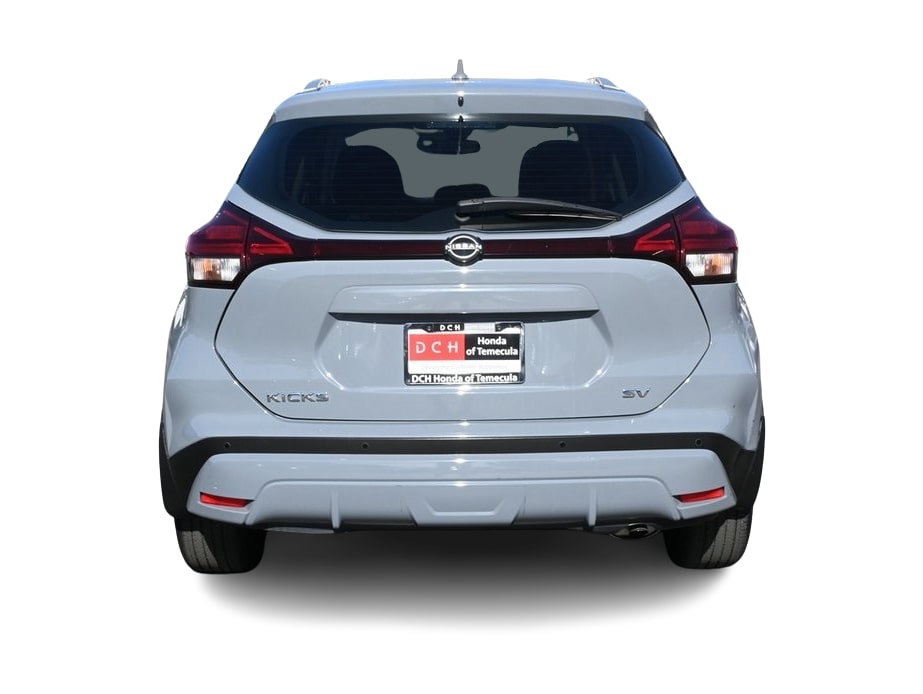 Thumbnail: 2022 Nissan Kicks - 4