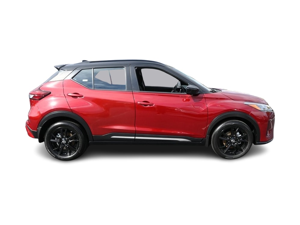 Thumbnail: 2023 Nissan Kicks - 18