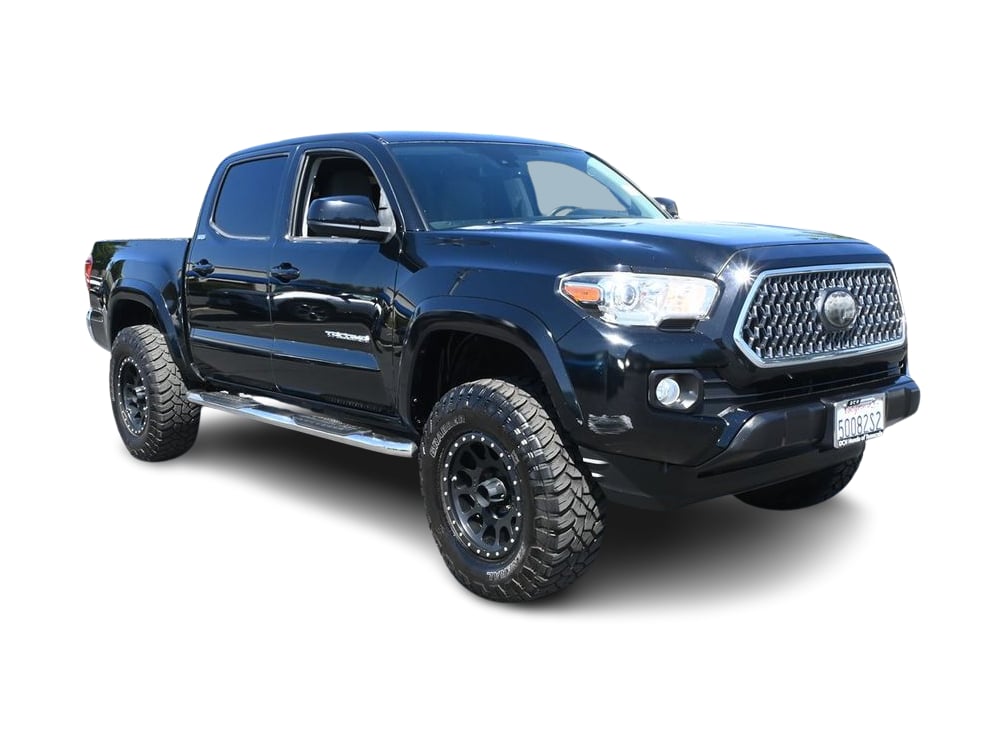 Thumbnail: 2019 Toyota Tacoma - 17