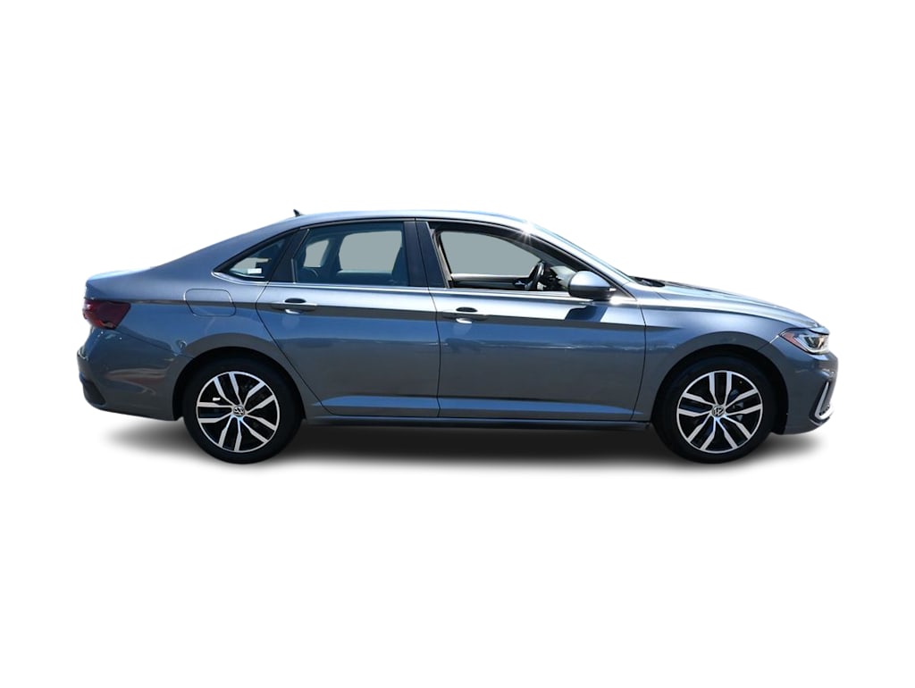 Thumbnail: 2025 Volkswagen Jetta - 17