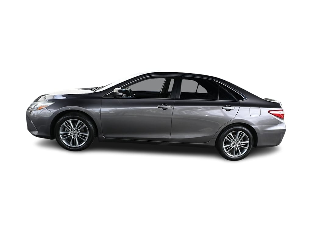 2015 Toyota Camry SE 3