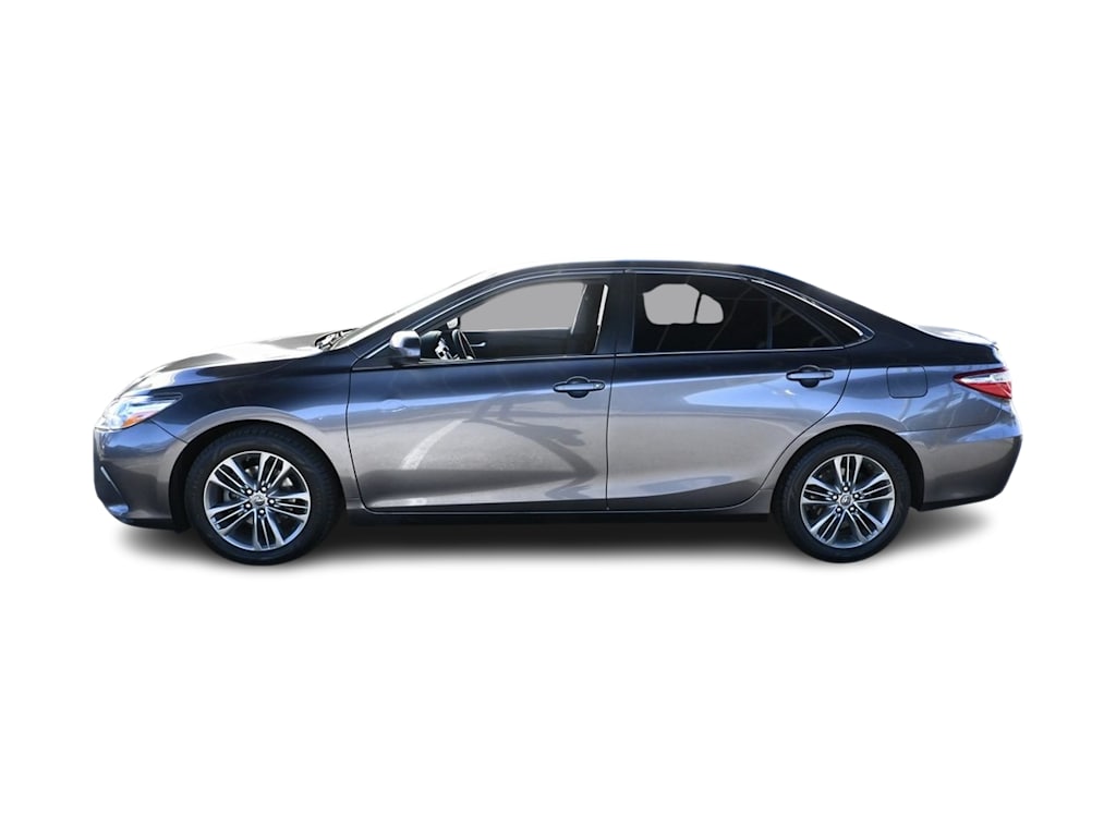 2015 Toyota Camry SE 3