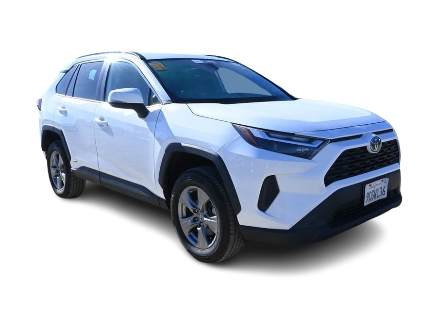 Thumbnail: 2022 Toyota RAV4 - 8