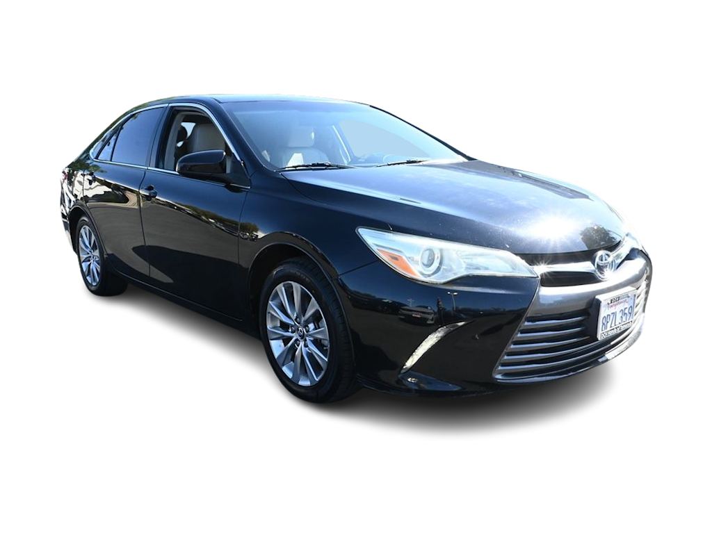 Thumbnail: 2015 Toyota Camry - 17
