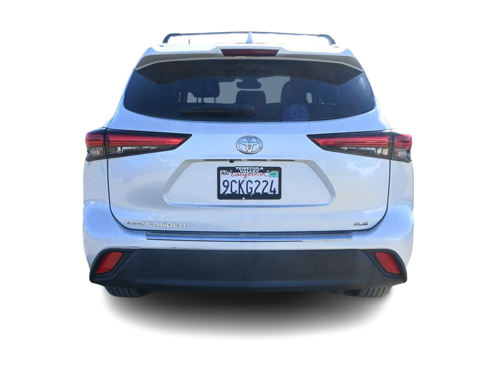 Thumbnail: 2022 Toyota Highlander - 3