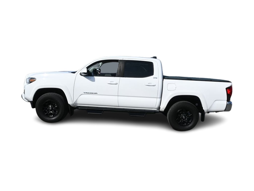 Thumbnail: 2021 Toyota Tacoma - 3