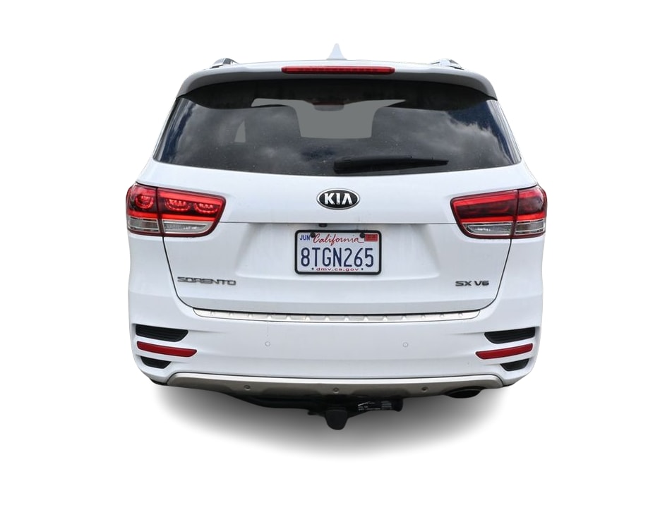 Thumbnail: 2017 Kia Sorento - 3
